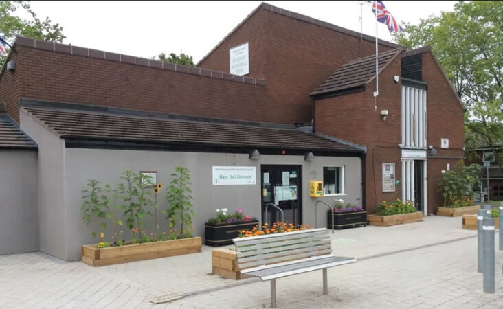 Hollinswood Neighbourhood Centre